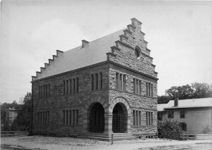 Old_Wolf's_Head_society_hall_built_1884_Yale_College_New_Haven_Connecticut